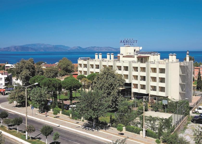 Aydin Kuşadası Front of property