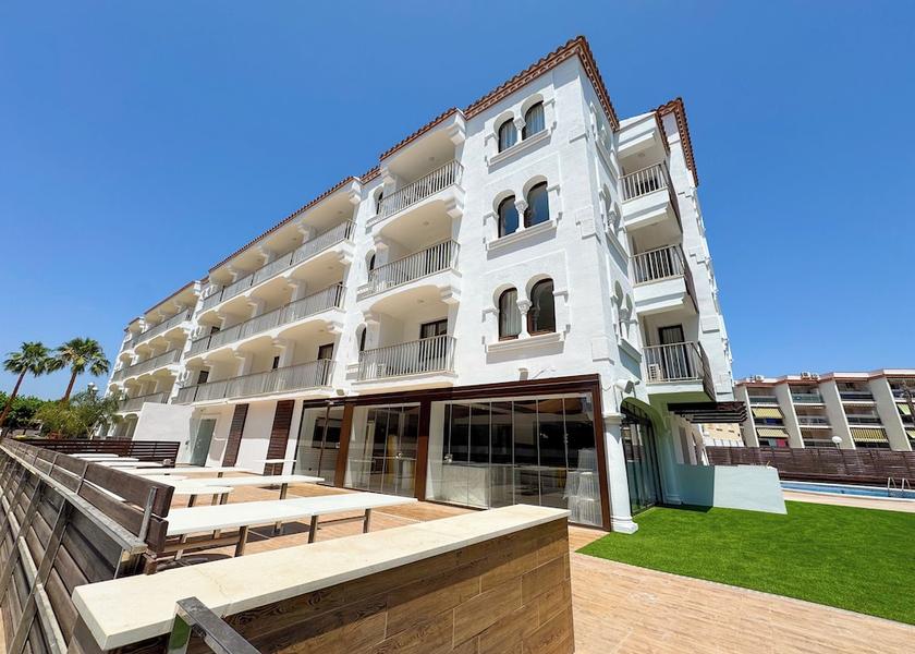 Catalonia Cambrils Exterior
