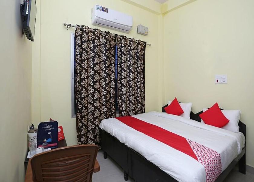 Uttar Pradesh Gorakhpur Standard AC Room