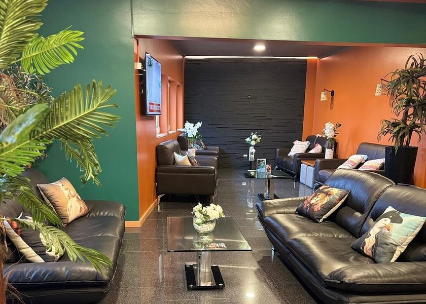 Leiria Caldas da Rainha Lobby sitting area