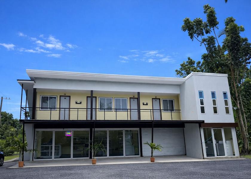 Koror Koror Exterior
