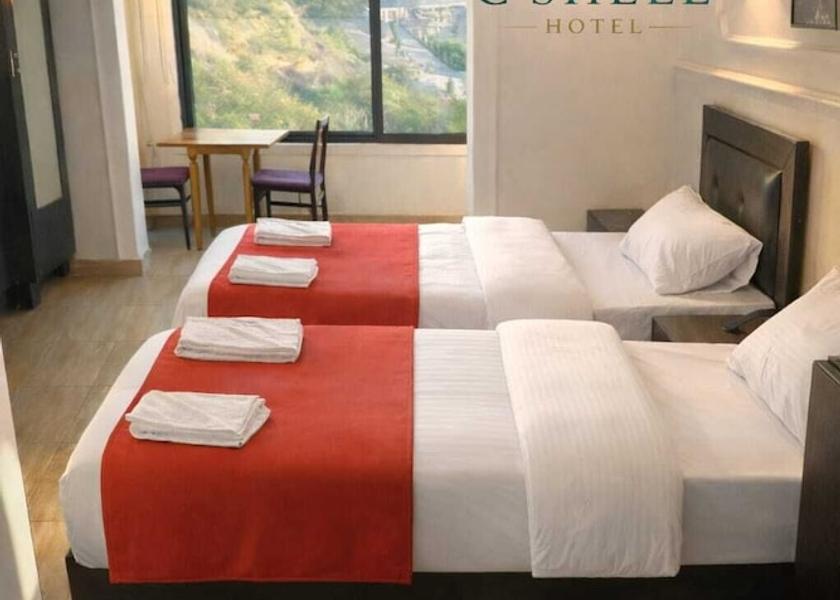  Beirut Room
