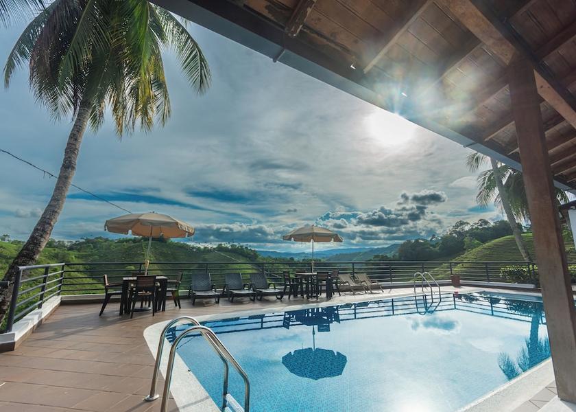 Antioquia Puerto Triunfo Pool
