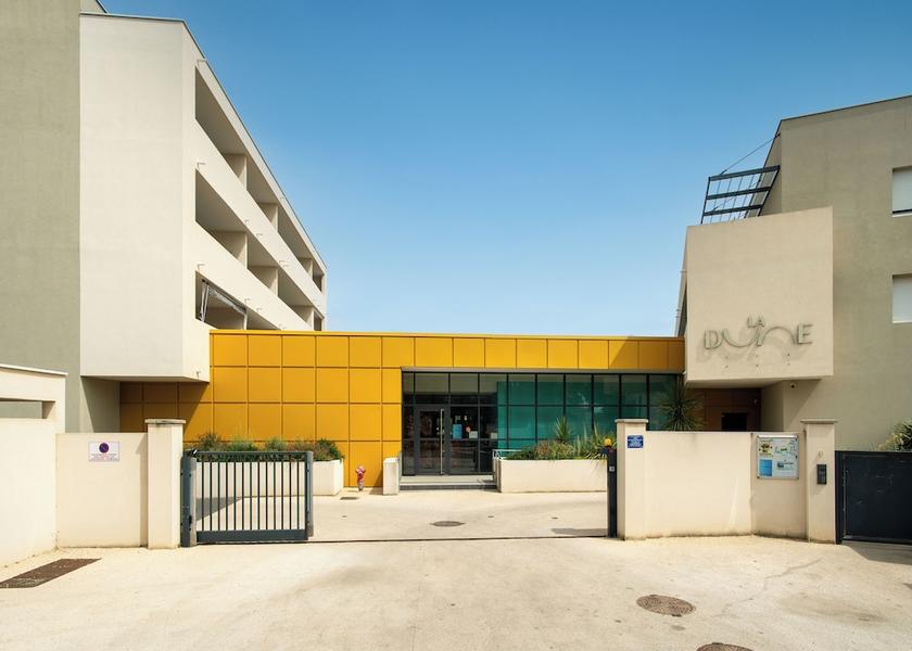 Occitanie Sérignan Front of property