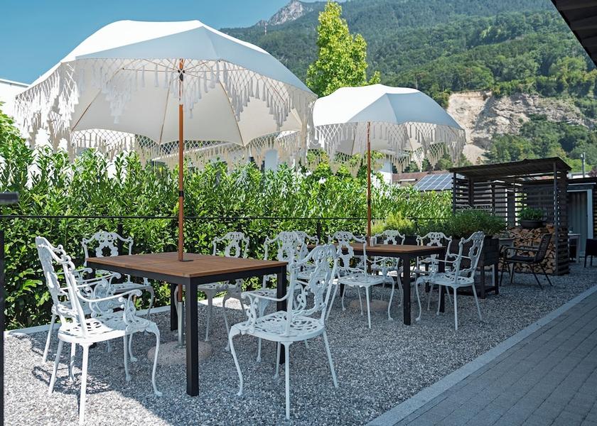  Vaduz Sundeck