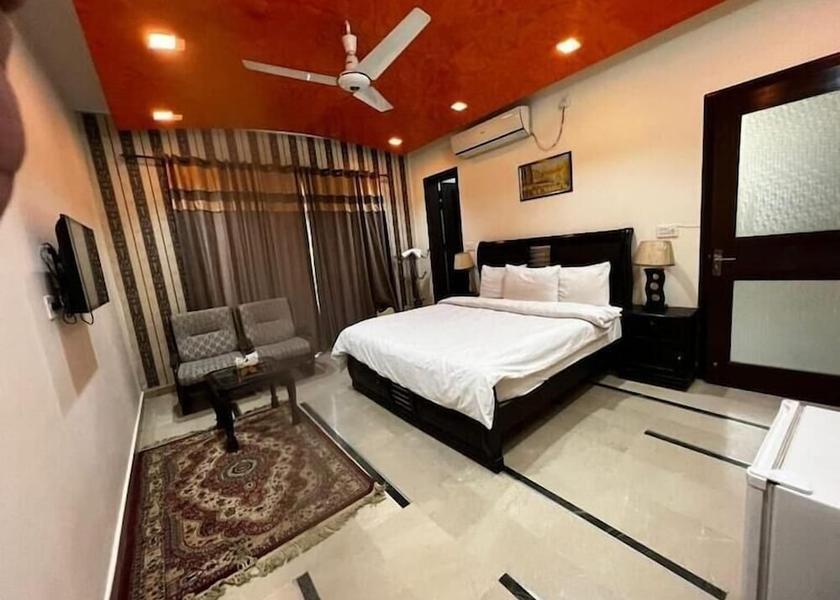 Sindh Karachi Room