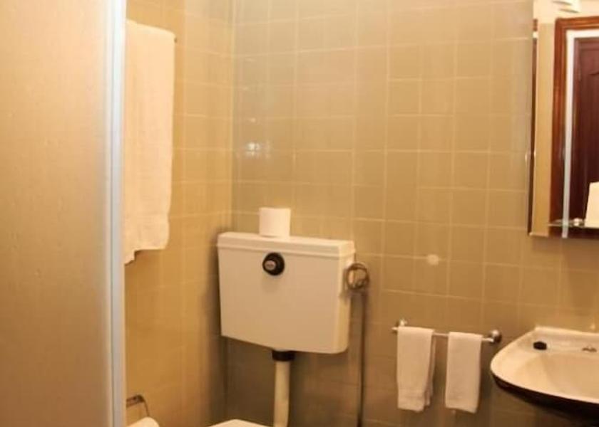 Guarda Celorico da Beira Bathroom