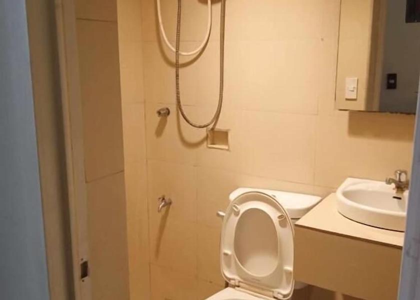  Quezon City Bathroom