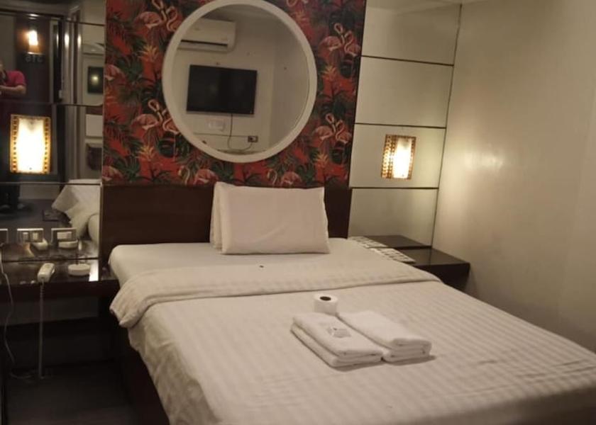  Quezon City Room