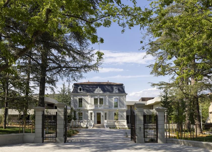 Provence-Alpes-Côte d'Azur Gréoux-les-Bains Front of property