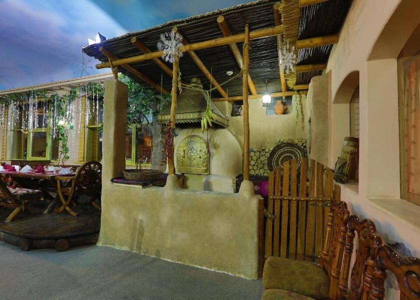  Dushanbe Outdoor dining