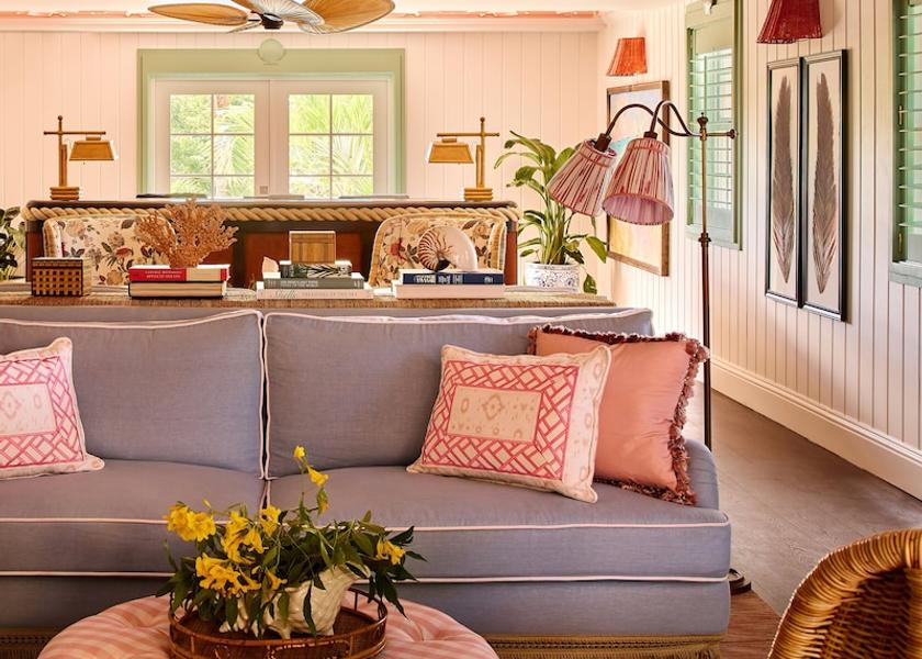 Harbor Island Dunmore Town Living area