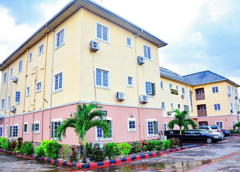 Imo Owerri Front of property