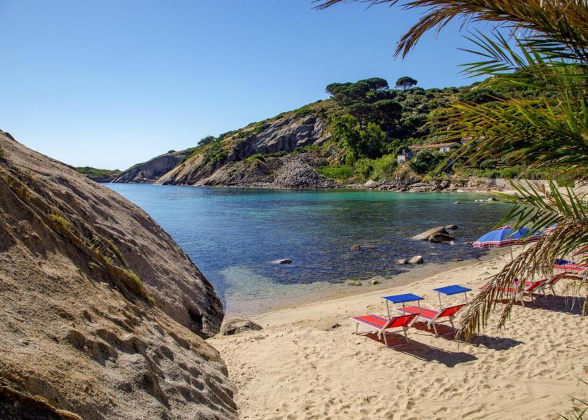 Tuscany Isola del Giglio Beach