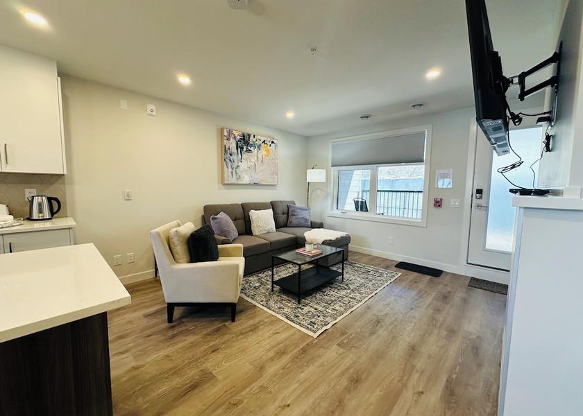 Alberta Harvie Heights Living area