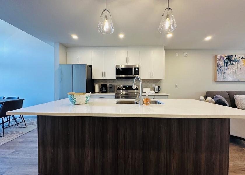 Alberta Harvie Heights Private kitchen