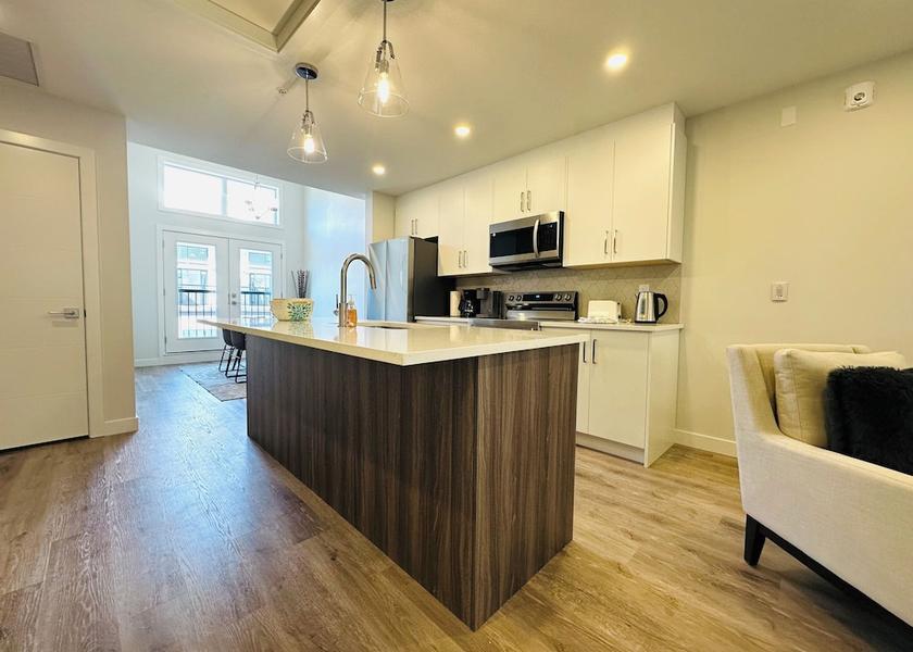 Alberta Harvie Heights Private kitchen