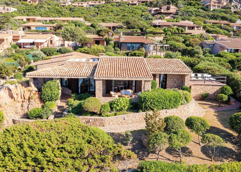Sardinia Trinità d'Agultu e Vignola Garden view