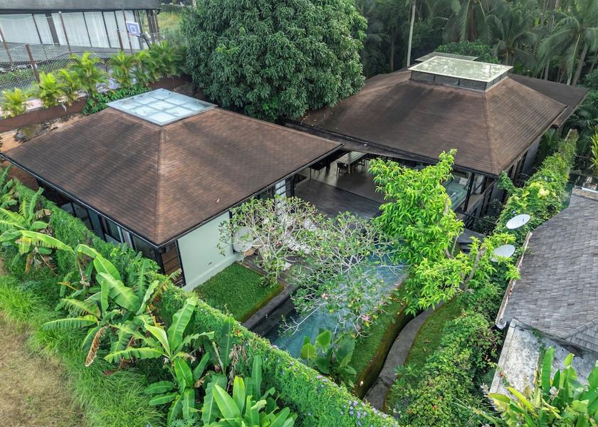 Bali Mas Front of property