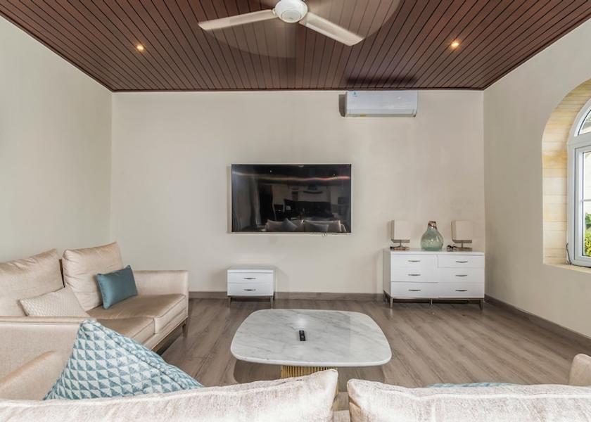 Bali Sukawati Living area