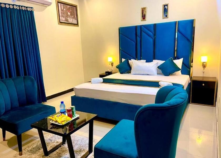 Punjab Lahore Room