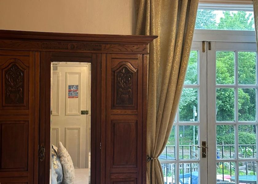 England Canterbury Room