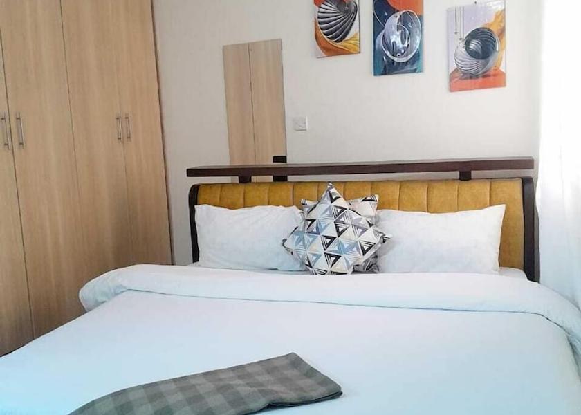  Ngong Room