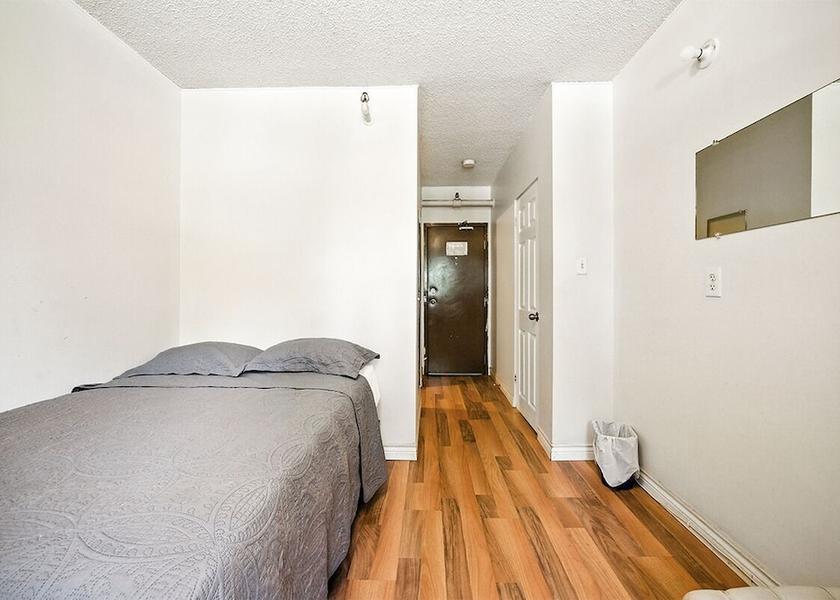British Columbia Surrey Room