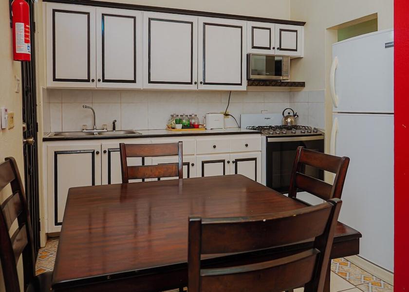  Basseterre Private kitchen