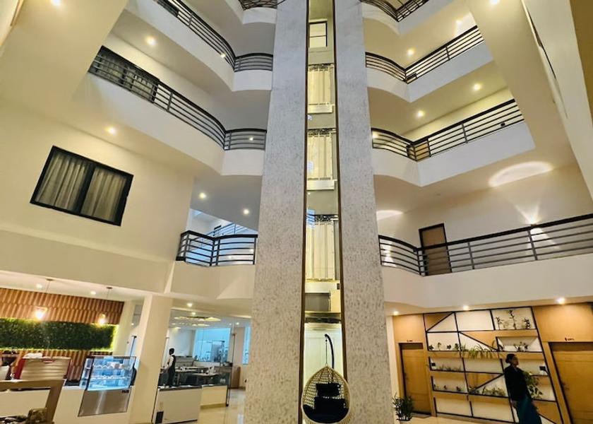 Bagmati Sauraha Interior