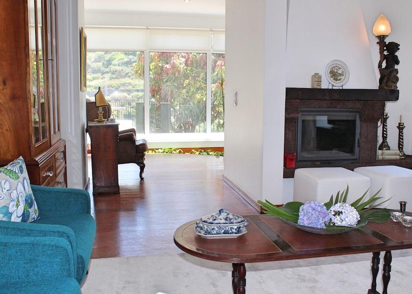 Madeira Region Calheta Living area