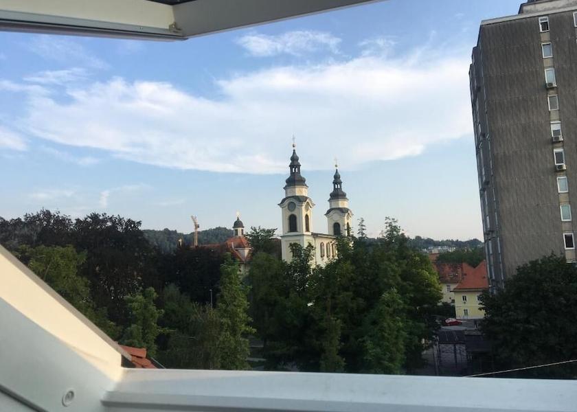  Ljubljana Room