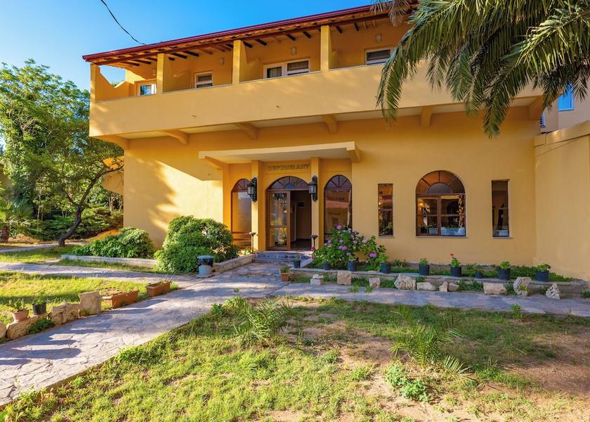 Balikesir Burhaniye Front of property