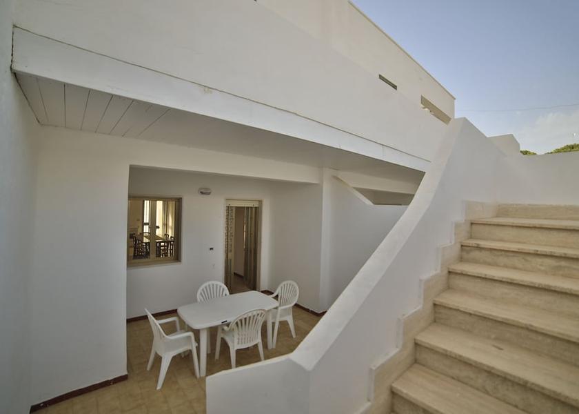 Puglia Taviano Front of property