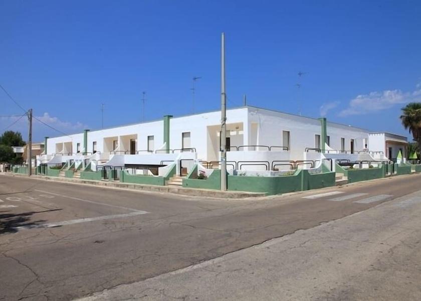 Puglia Taviano Front of property