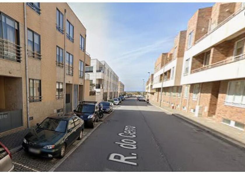 Porto Vila Nova de Gaia Front of property