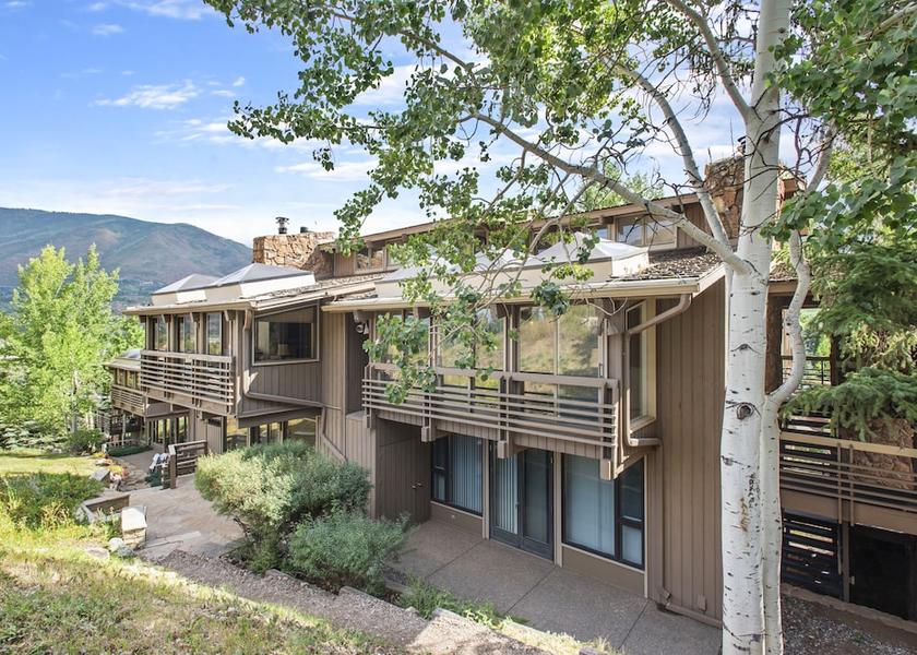 Colorado Aspen Exterior