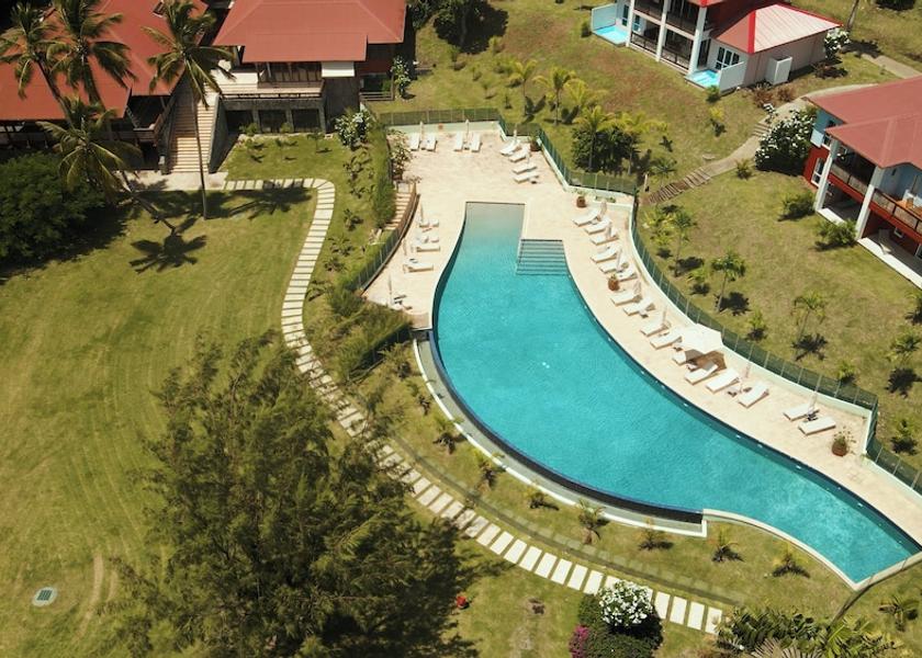 Le Marin Le Francois Infinity pool