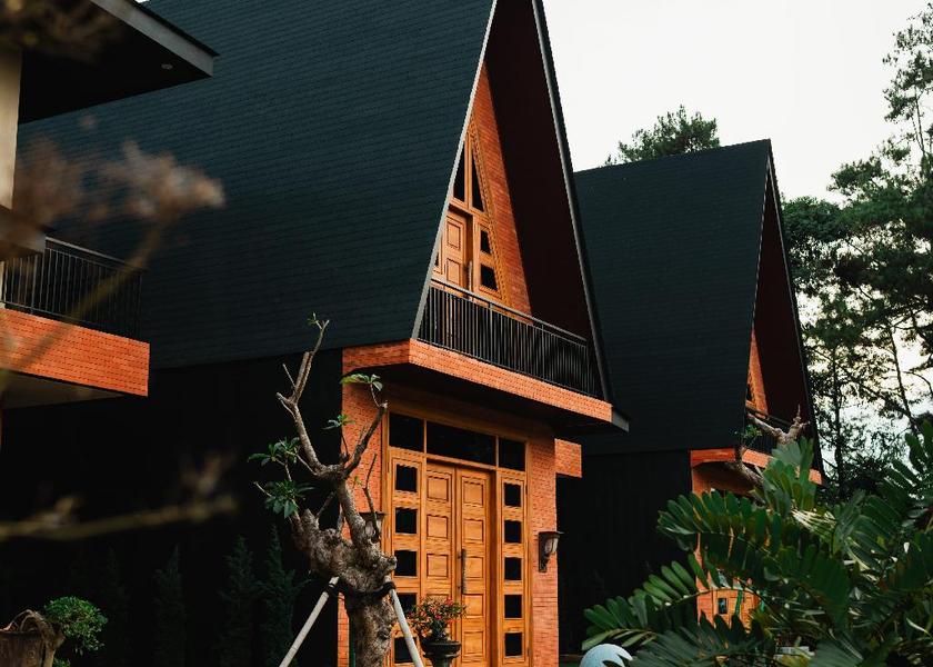 West Java Ciawi Exterior view