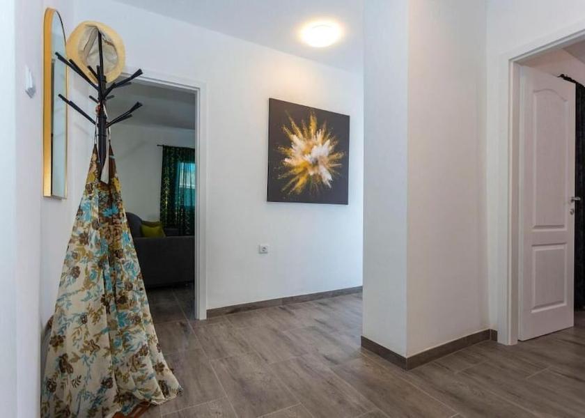 Split-Dalmatia Makarska Interior entrance
