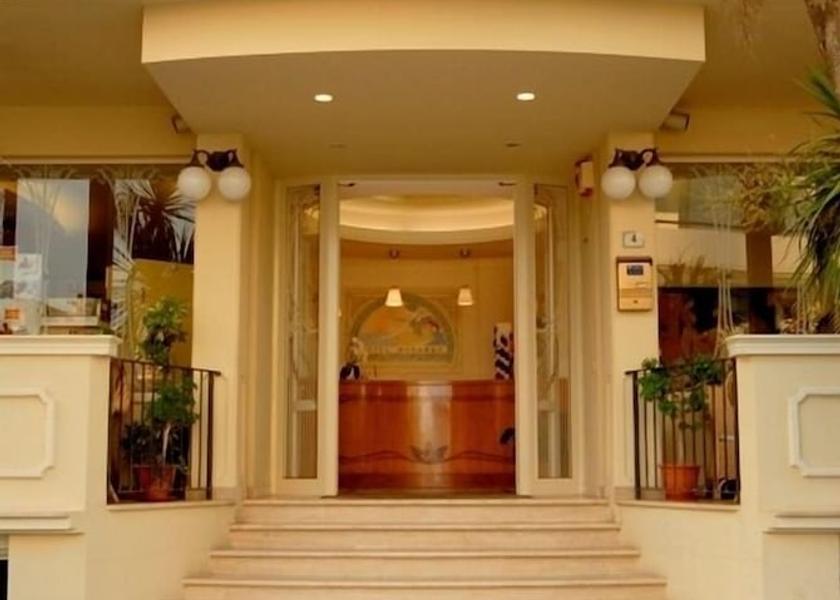 Marche San Benedetto del Tronto Property entrance