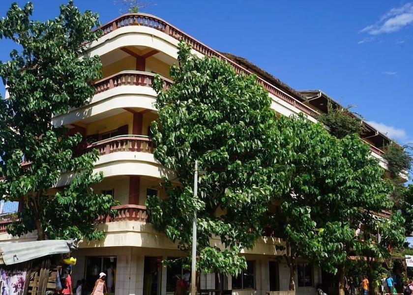 Diana Antsiranana Front of property