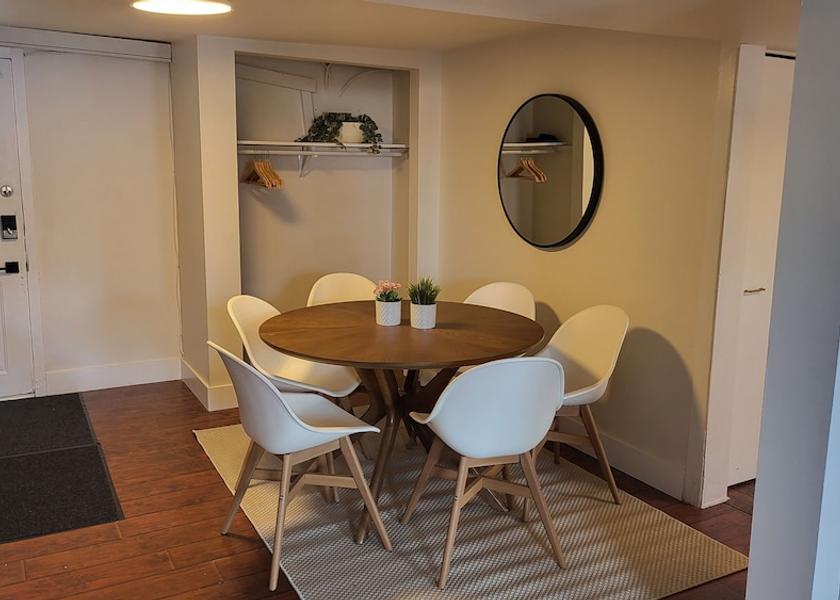 Ontario Ottawa Living area