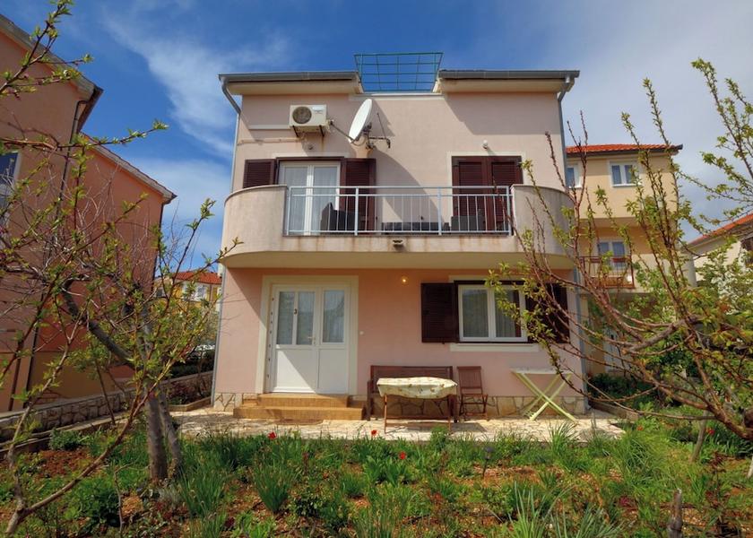 Primorje-Gorski Kotar Cres Building design