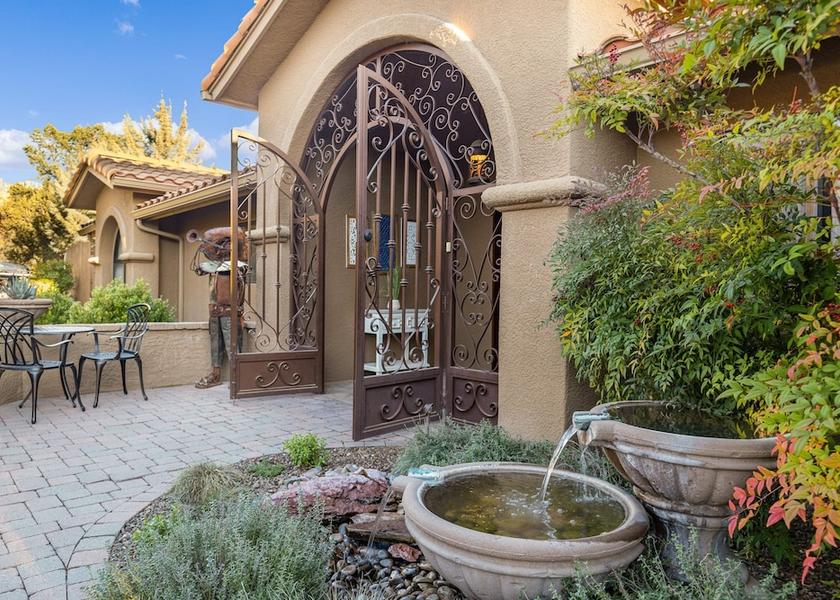 Arizona Sedona Property entrance