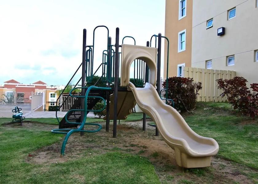  Fajardo Children's play area - outdoor