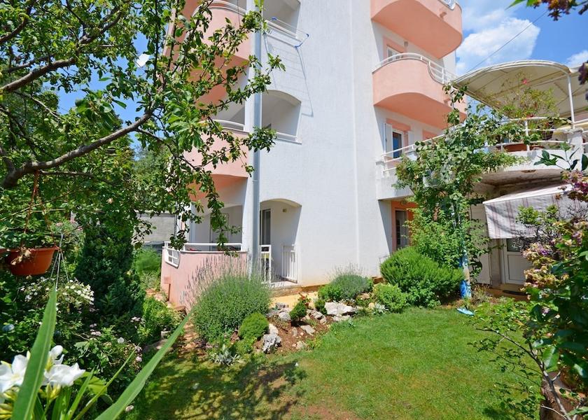 Primorje-Gorski Kotar Novi Vinodolski Courtyard