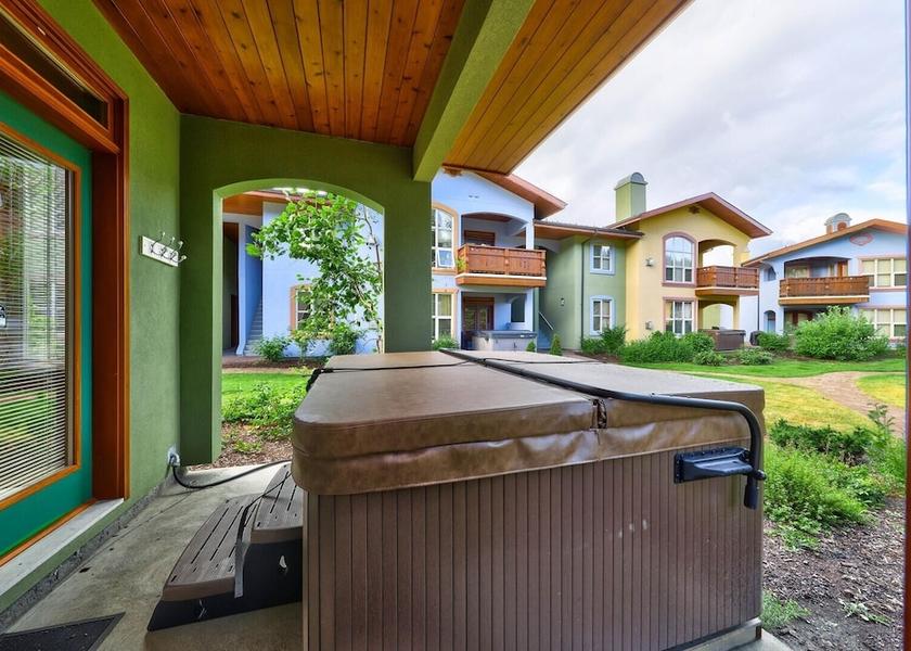 British Columbia Sun Peaks Outdoor spa tub
