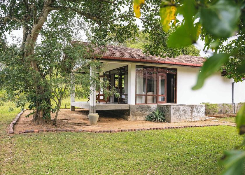 North Western Province Nikaweratiya Front of property