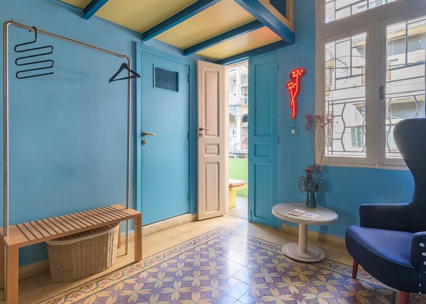  Beirut Room
